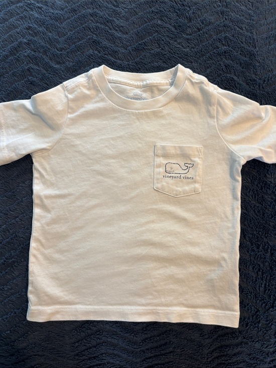Vineyard Vines Other - Vineyard Vines Kids Cream Pocket Tee with Whale Logo 2T worn once